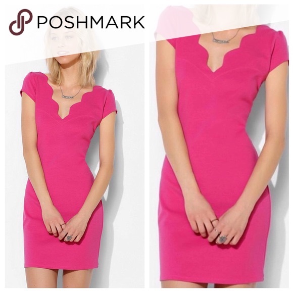 UO Pink Scalloped Bodycon Cocktail Dress - Small - Picture 3 of 7